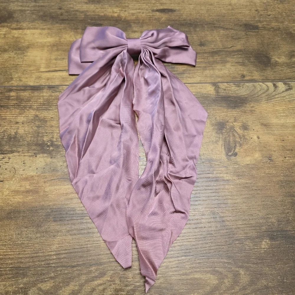 New handmade butterfly shape large blush pink hair bow clip